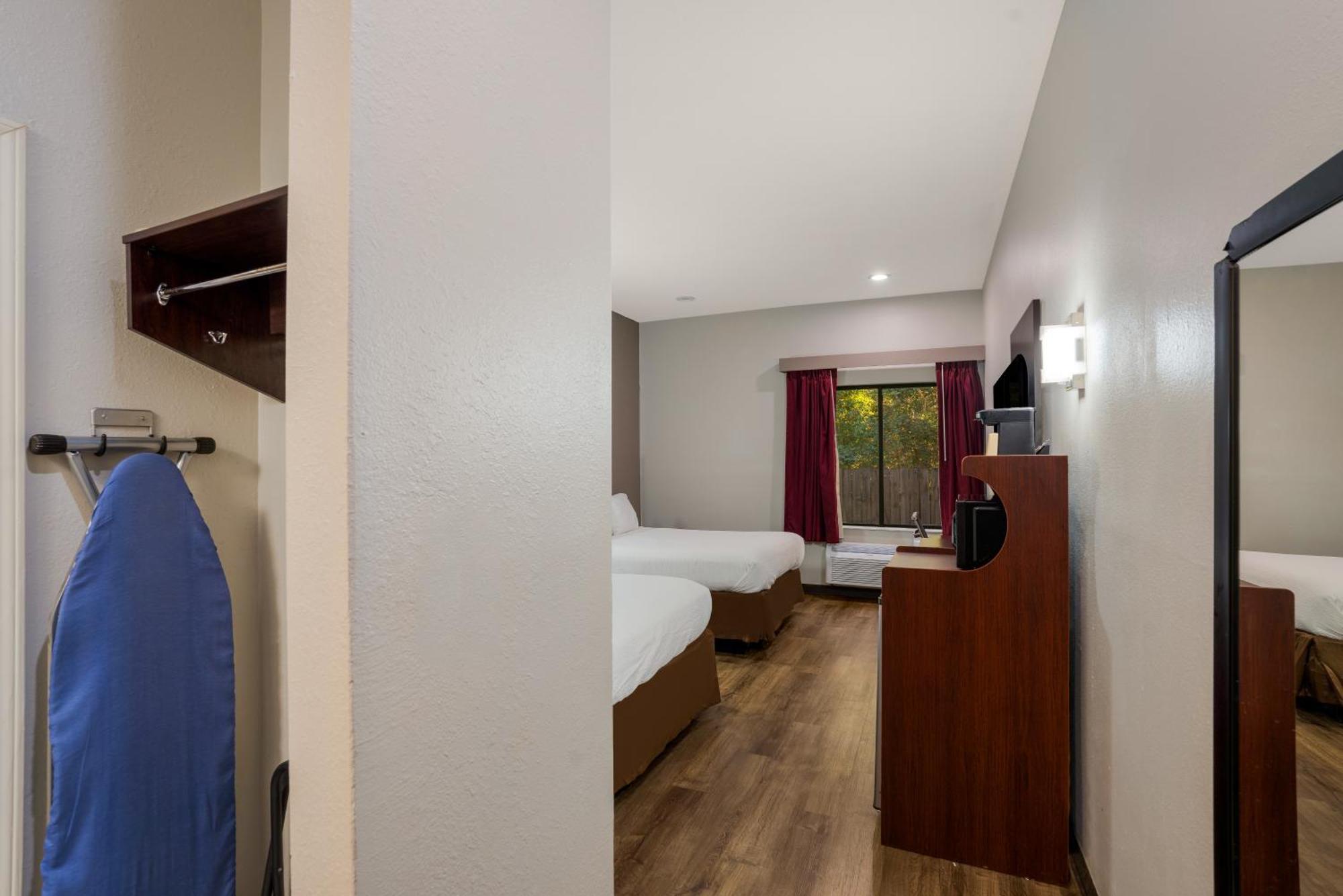Rodeway Inn Brandon Eksteriør billede